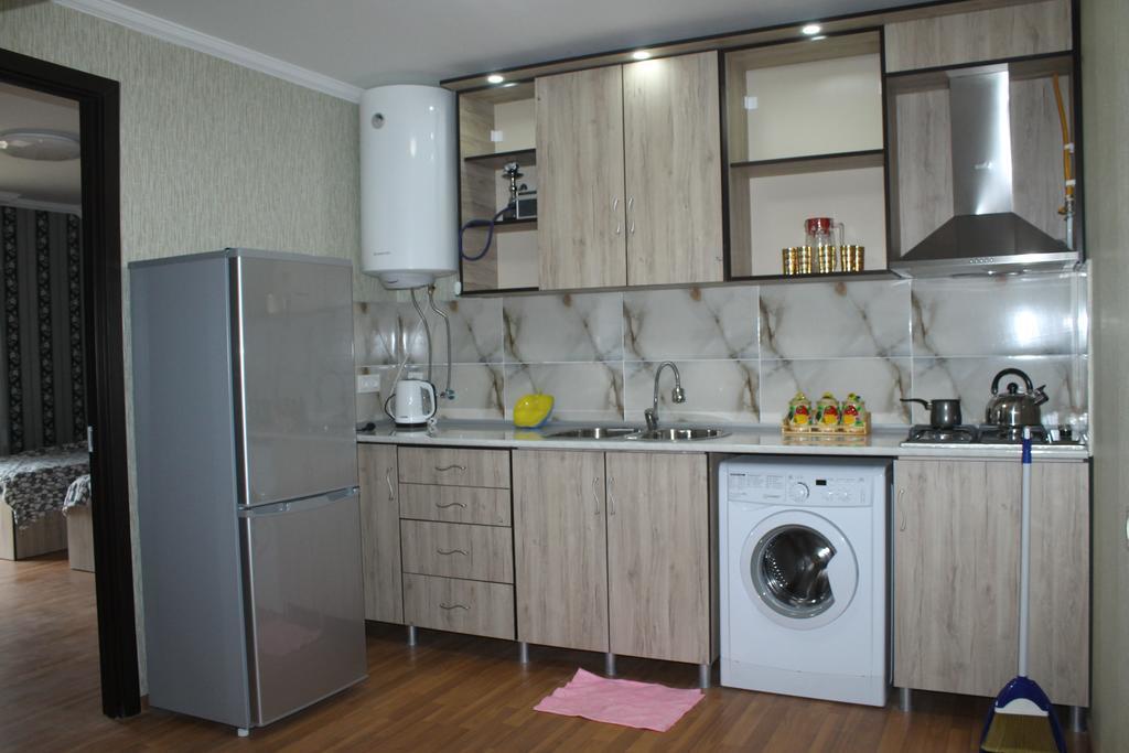 Akaki'S Guesthouse Borjomi ภายนอก รูปภาพ