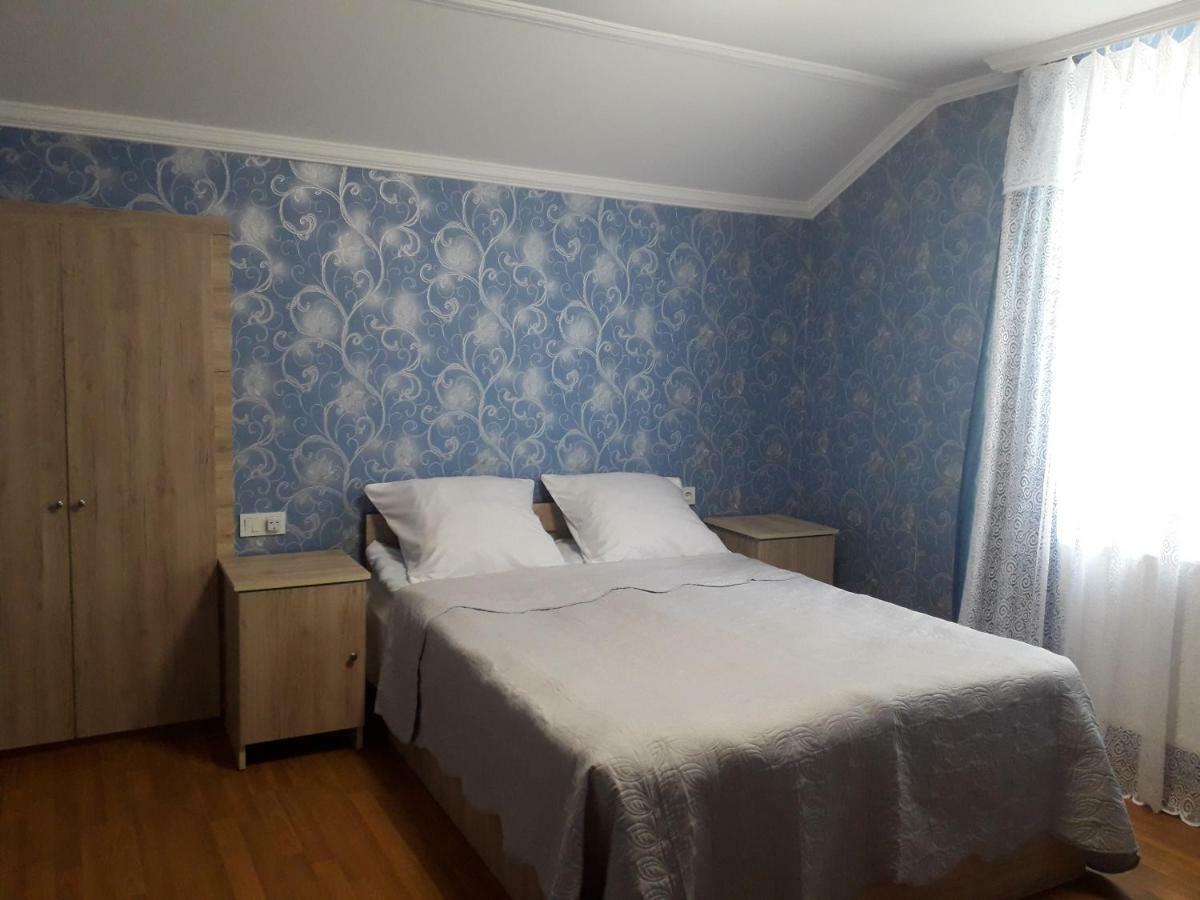 Akaki'S Guesthouse Borjomi ภายนอก รูปภาพ